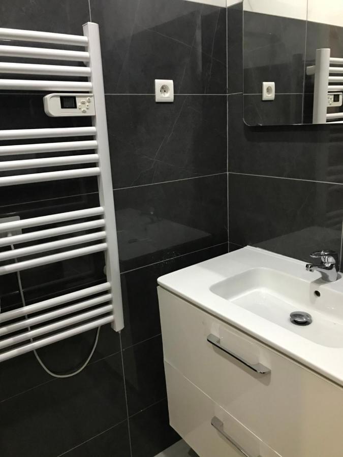 Cosy Marseille Apartment ภายนอก รูปภาพ